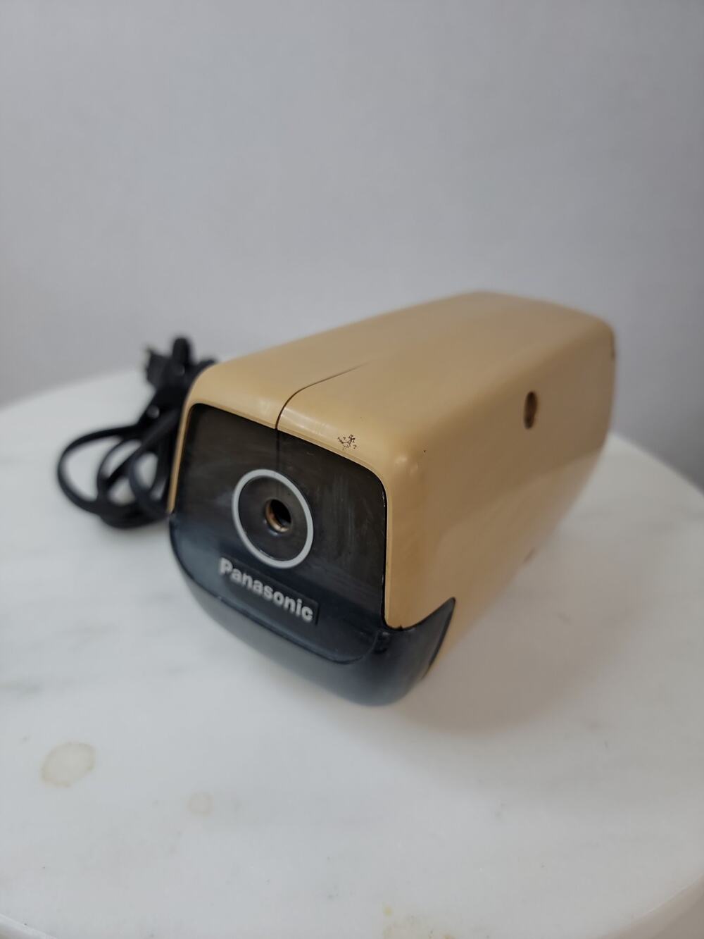 Vintage PANASONIC Electric Pencil Sharpener KP-88A Auto Stop Tan Tested Works!